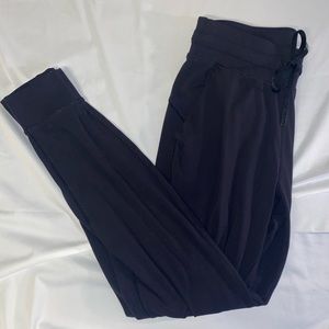 Lululemon “Ready to Rulu” Jogger